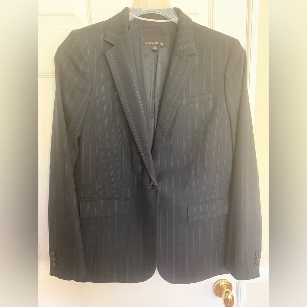 Banana Republic Blazer: Navy w/White Stripes, 1 Button, Pockets, Lined, 14